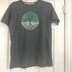 Earthbound shirt small